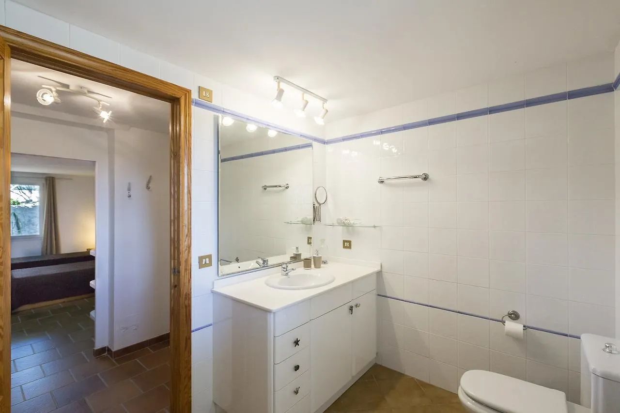 Casa Blanca Villa Establiments 0*,  Spain