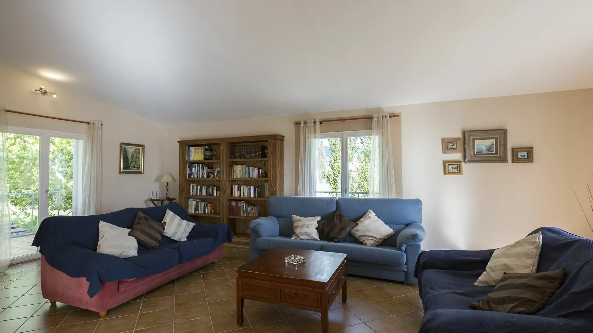 Holiday home Casa Blanca Villa Establiments Spain