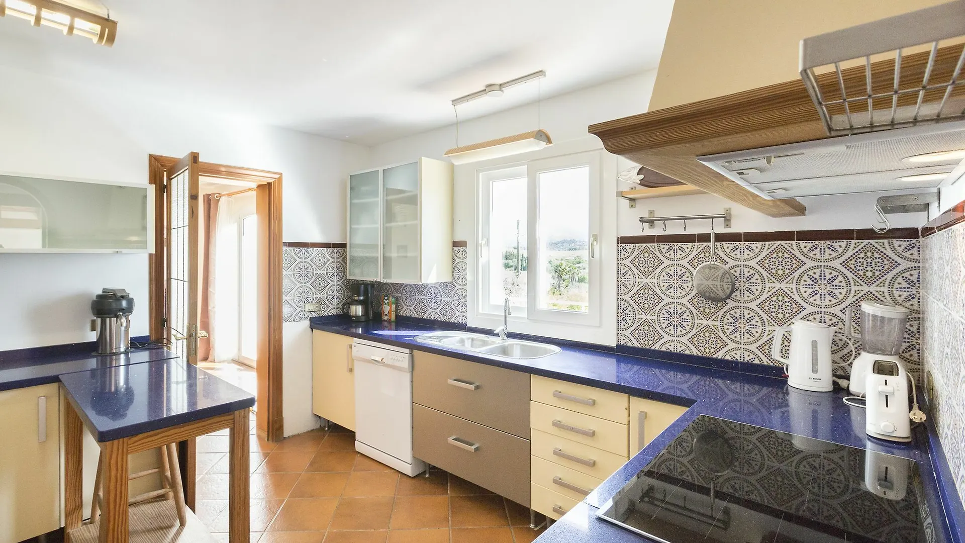 Holiday home Casa Blanca Villa Establiments